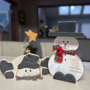 Festive Snowman Countdown Decor